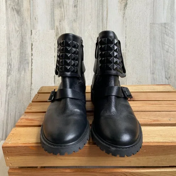 SALE! SCHUTZ Women's Size 9.5 Studded Leather Boots Side Zipper Entry EU Size 41 - Picture 2 of 11